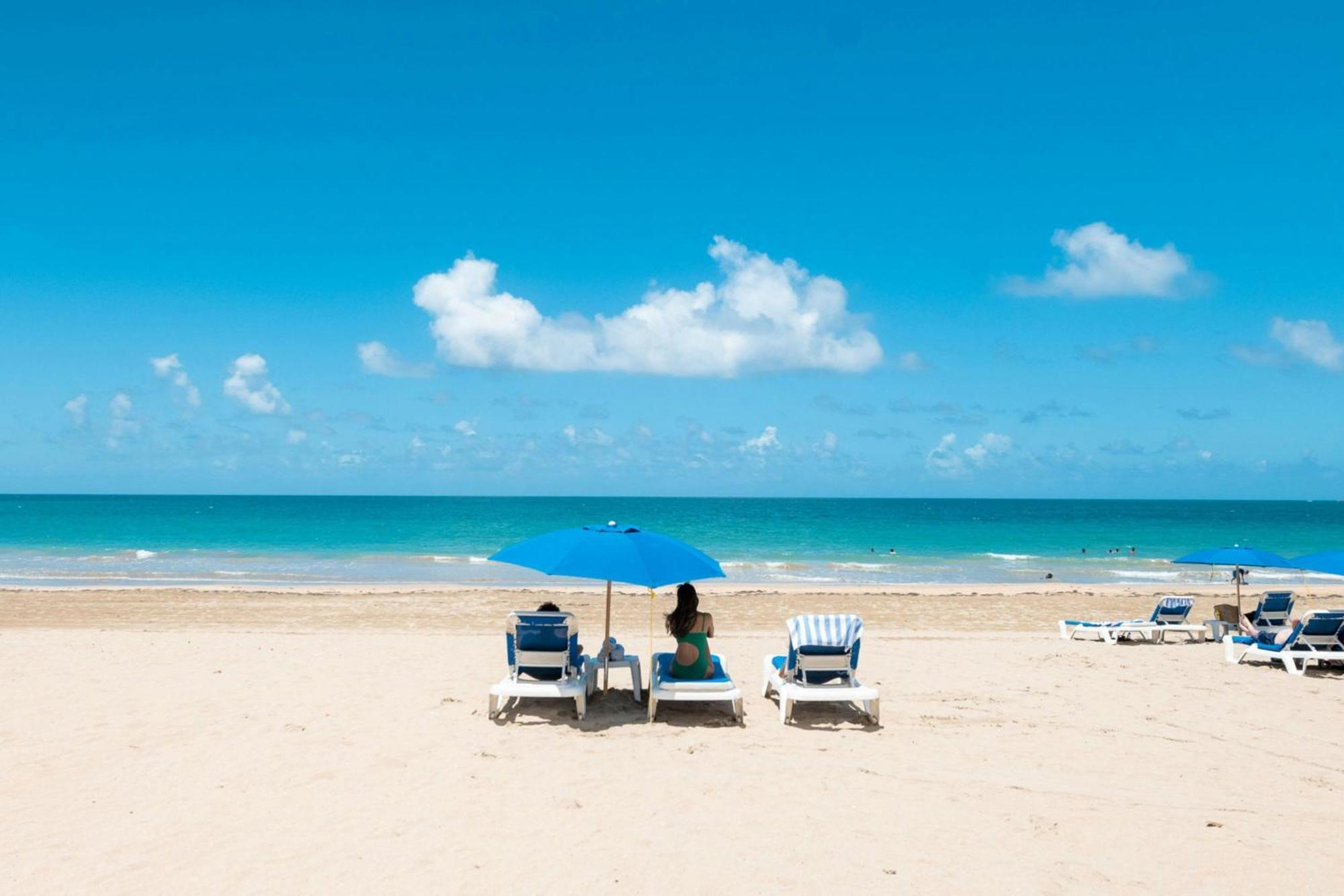 Courtyard by Marriott Isla Verde Beach Resort San Juan Exterior foto