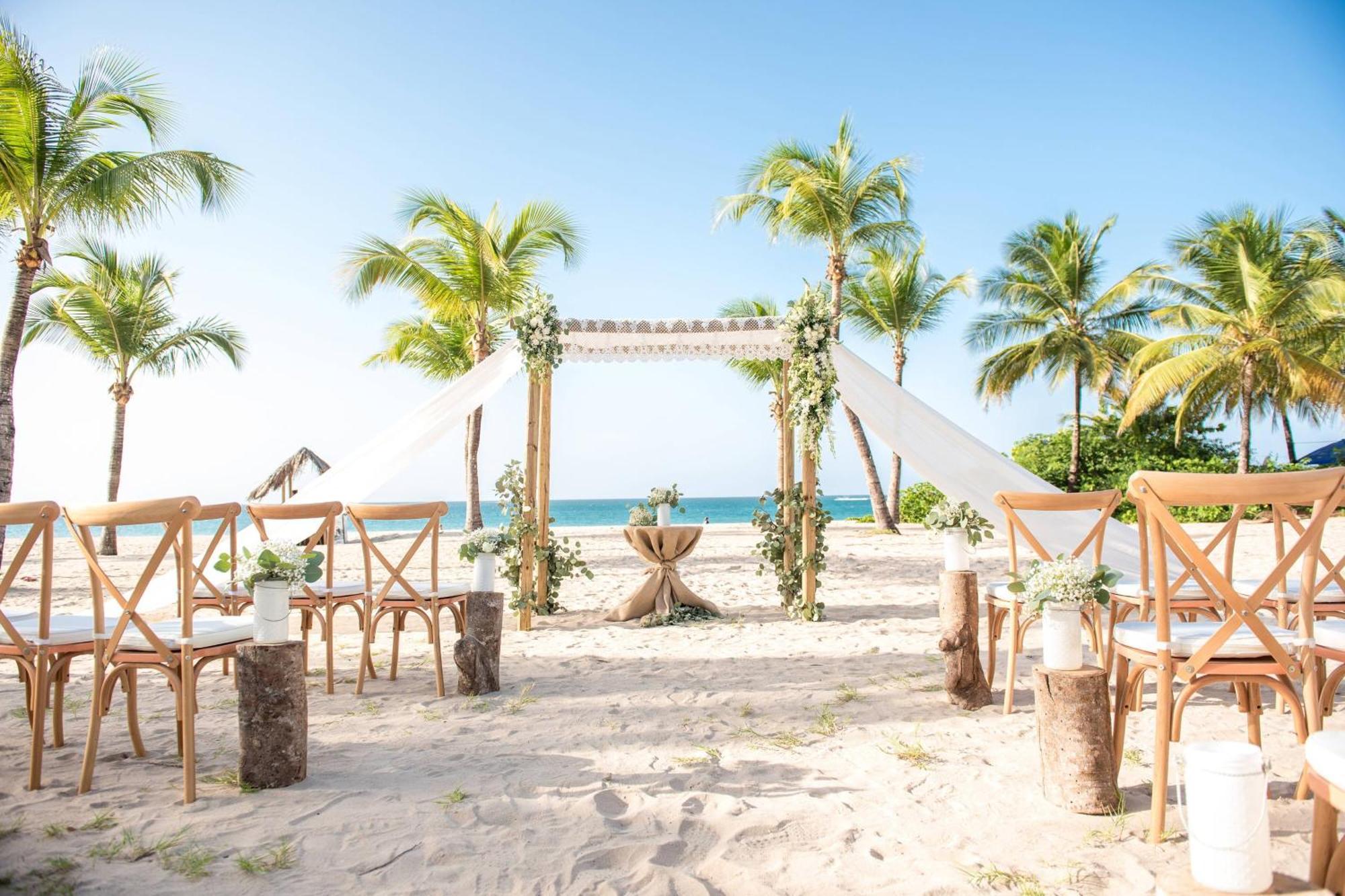 Courtyard by Marriott Isla Verde Beach Resort San Juan Exterior foto