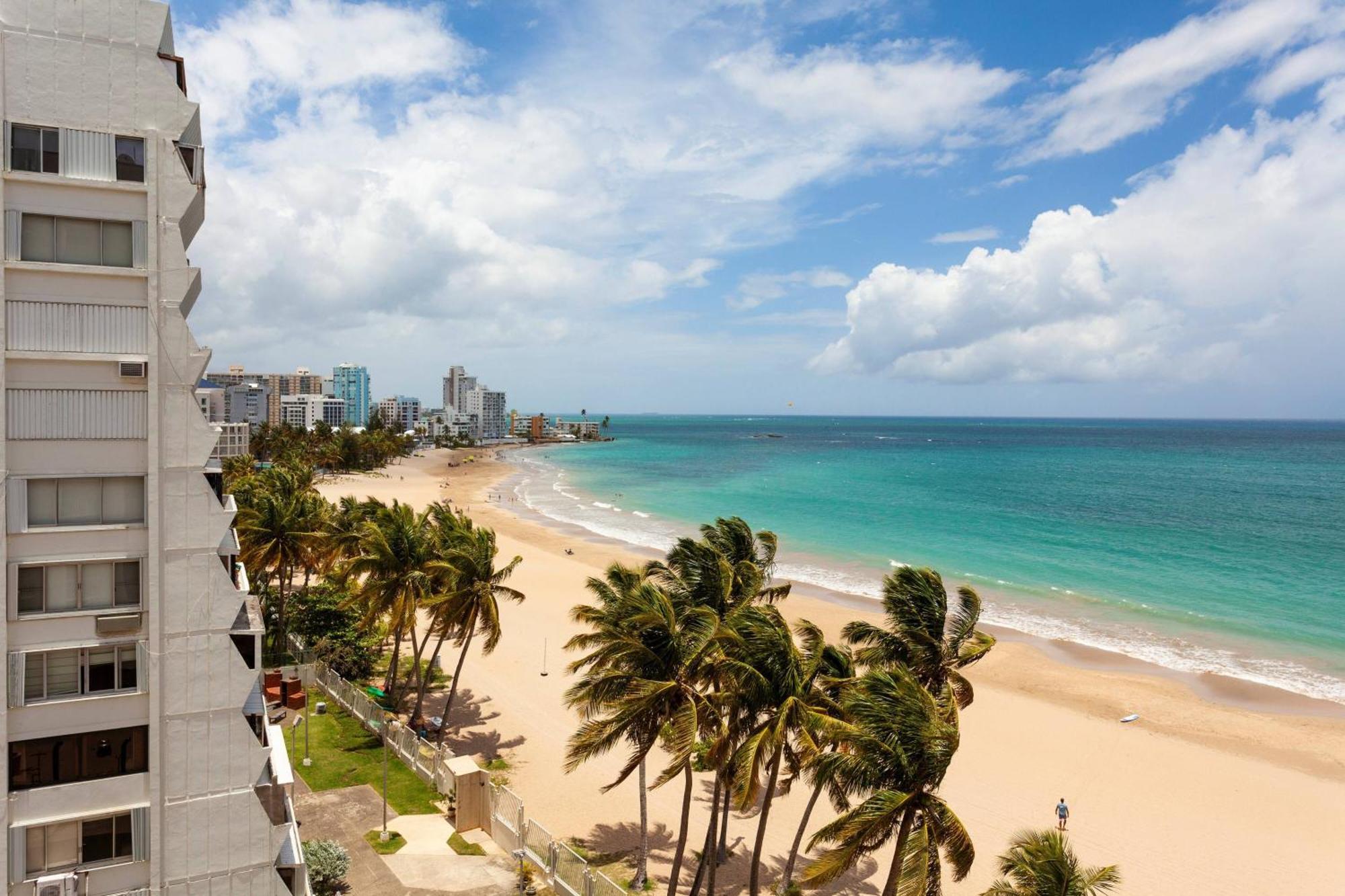 Courtyard by Marriott Isla Verde Beach Resort San Juan Exterior foto