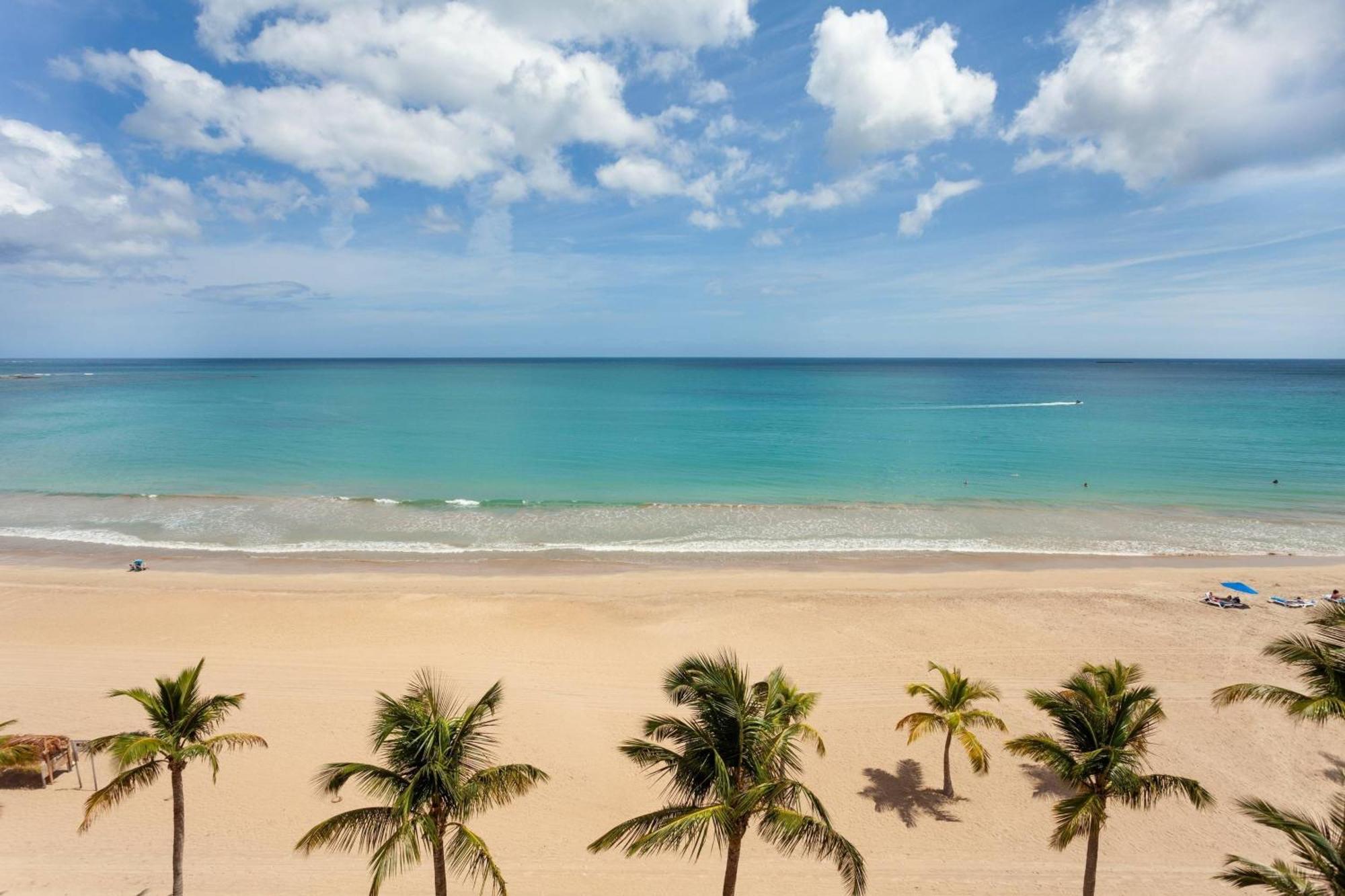 Courtyard by Marriott Isla Verde Beach Resort San Juan Exterior foto