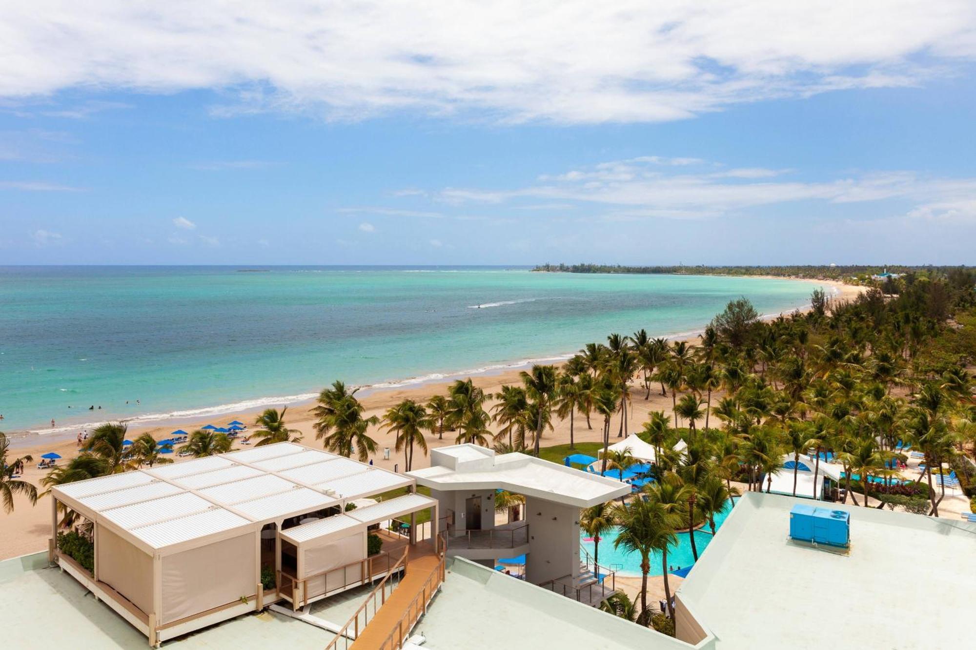 Courtyard by Marriott Isla Verde Beach Resort San Juan Exterior foto
